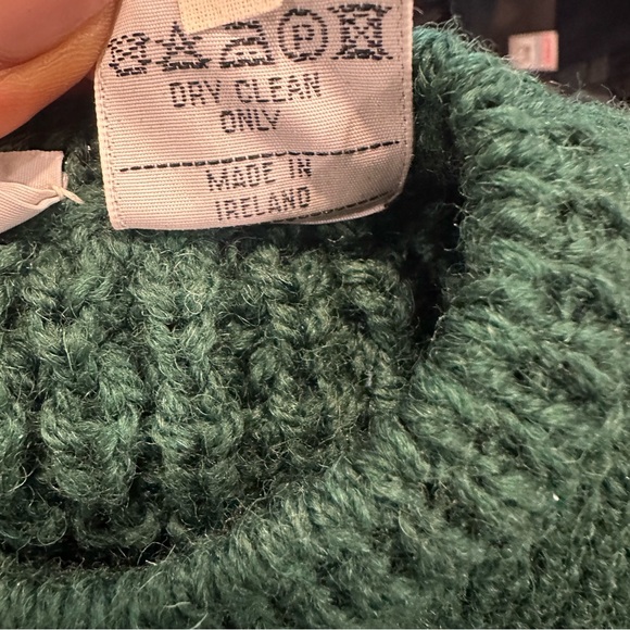 A Pallas Women's Vintage 1960's Hand Knit Lambswool Button Front Cardigan - Picture 8 of 8